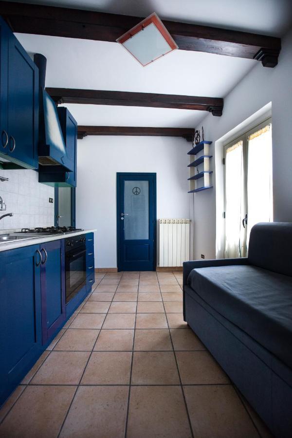 Sopra La Piazza Villa Agira Bagian luar foto