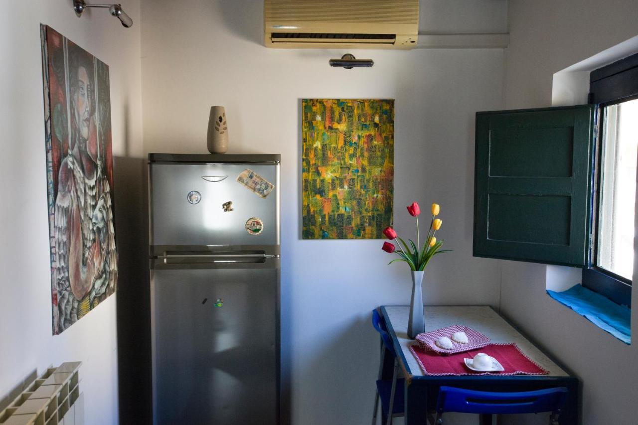 Sopra La Piazza Villa Agira Bagian luar foto