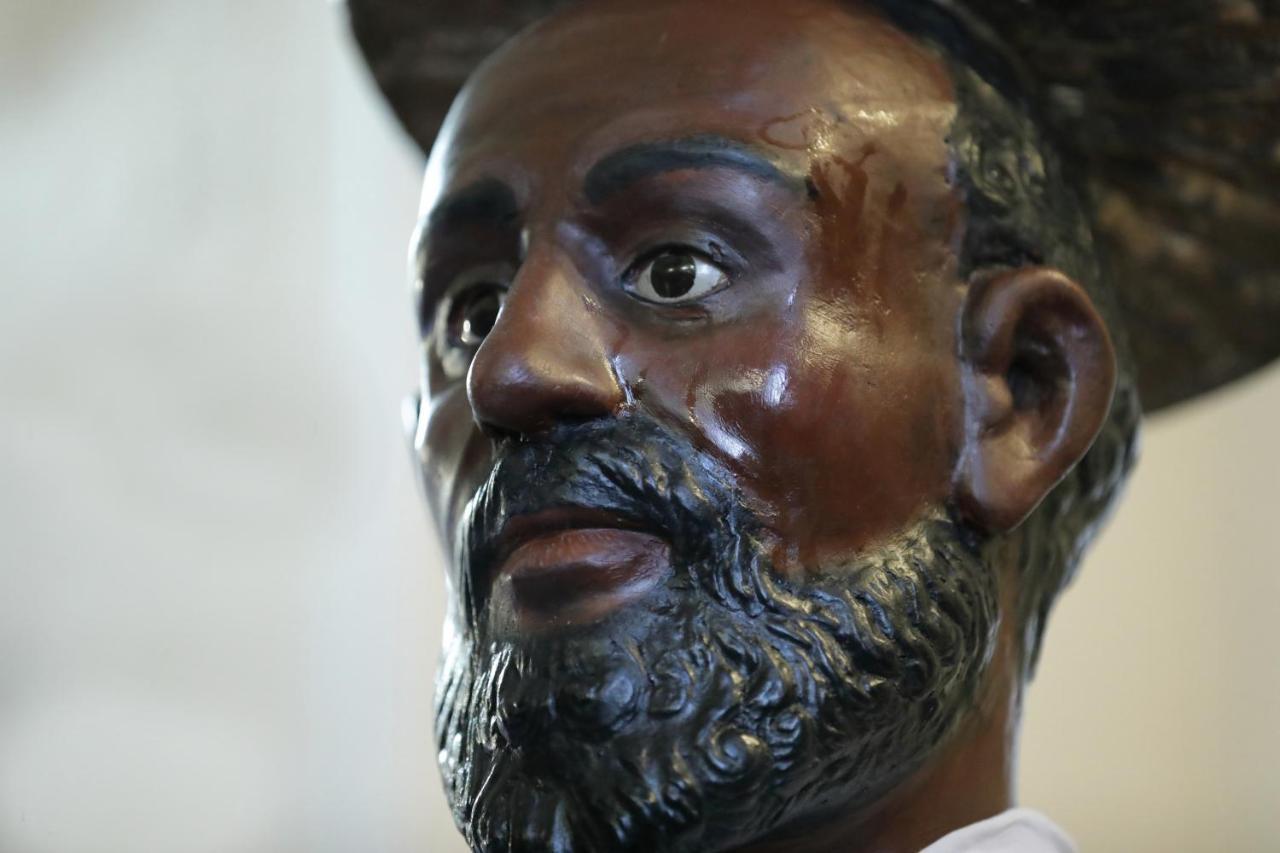 Sopra La Piazza Villa Agira Bagian luar foto