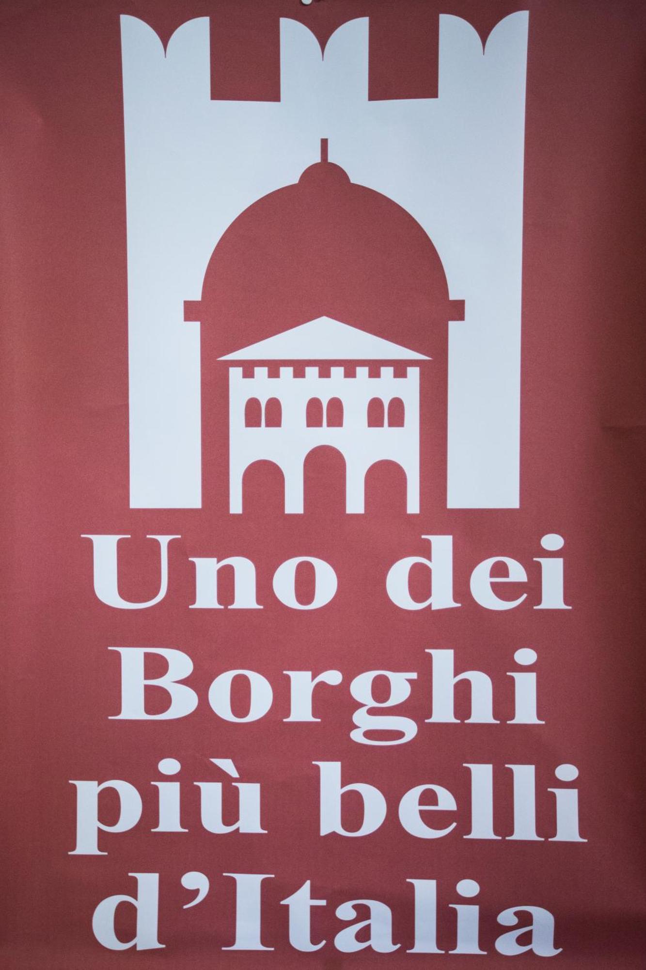 Sopra La Piazza Villa Agira Bagian luar foto